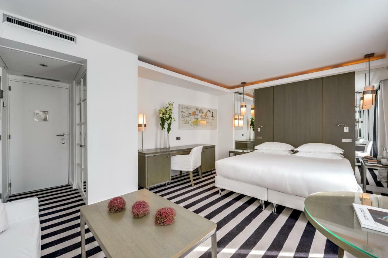 Le A 4* París